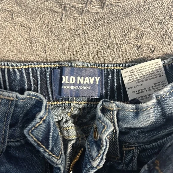 Old Navy toddler Jeans - Picture 3 of 5